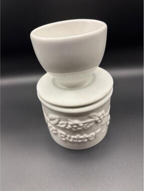 Vintage 1997 L Tremain Butter Bell Bone China Floral Design
